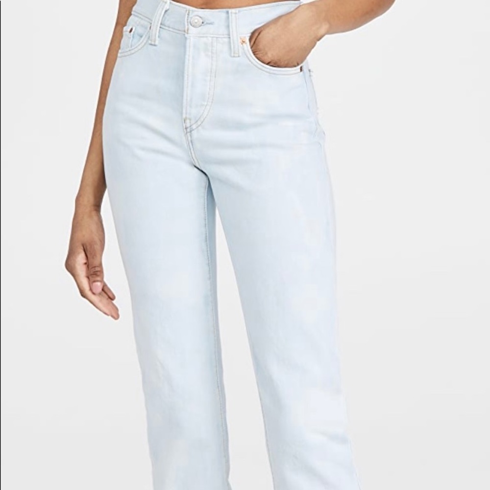 LEVIS LIGHT WASH WEDGIE